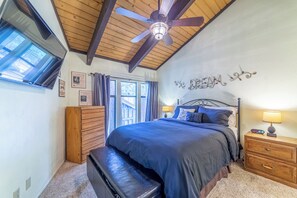 2 slaapkamers, een strijkplank/strijkijzer, gratis wifi, beddengoed