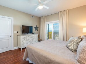 2 bedrooms, iron/ironing board, internet, bed sheets