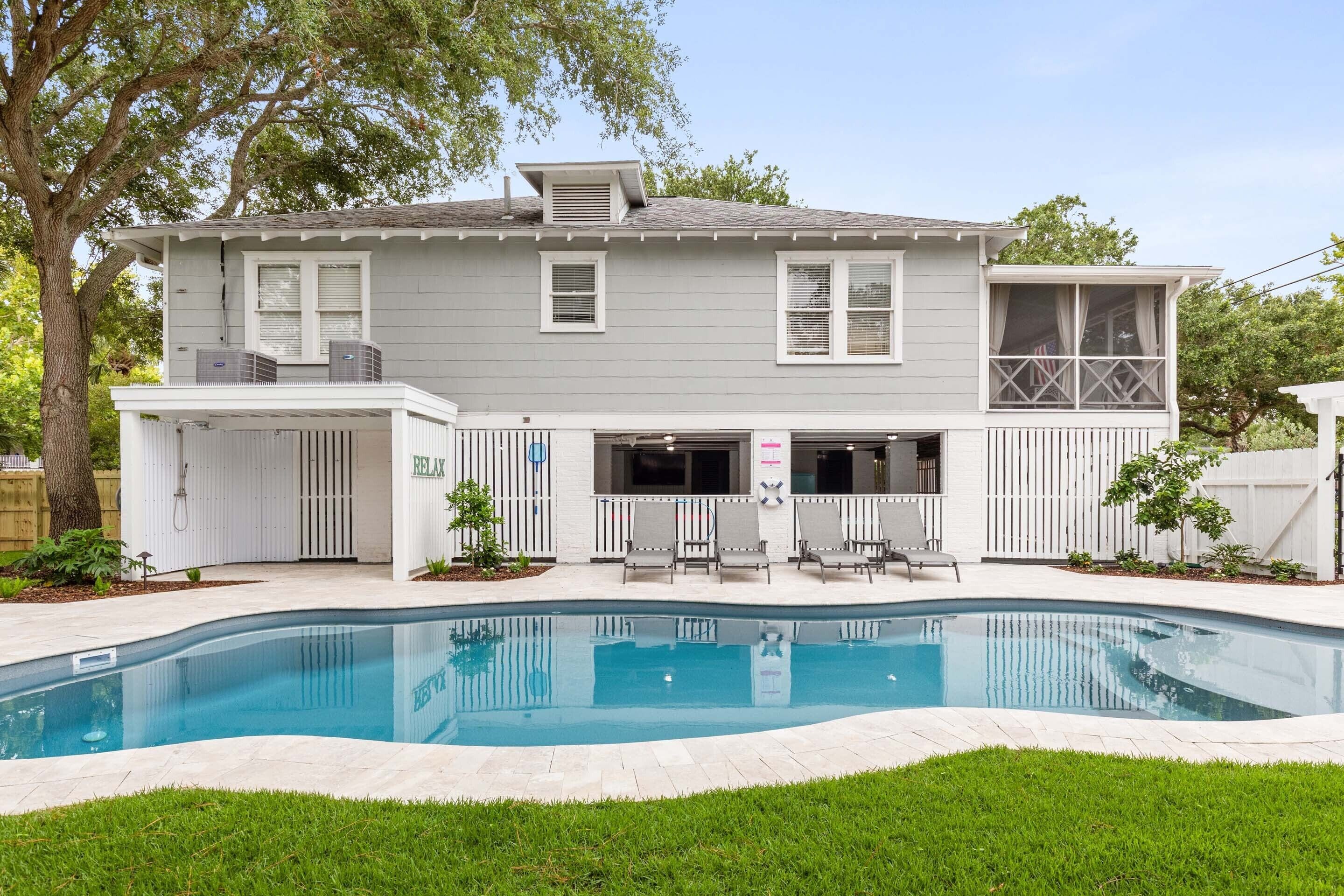 Butler Beach Cottage | Pet-Friendly, Quiet Neighborhood