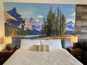 Iron/ironing board, free WiFi, bed sheets, wheelchair access