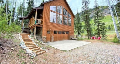 Spacious Lodge with Pond just 1 Mile to Purgatory Ski Resort