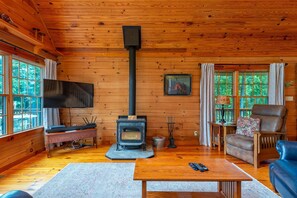Smart TV, fireplace, foosball, table tennis