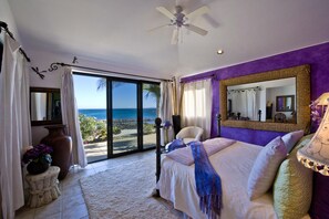 10 bedrooms, travel cot, free WiFi, bed sheets