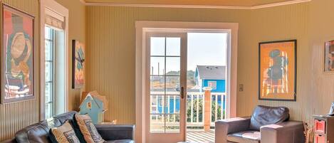 TV connectée, cheminée, jeux vidéo, Netflix