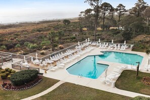 Pool - Ocean One 120 - Beachside Condo (Hilton Head Island)