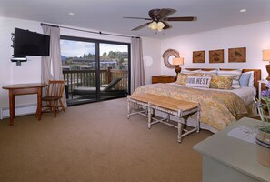 4 bedrooms, iron/ironing board, travel cot, WiFi