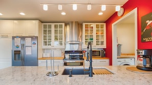 Fridge, microwave, oven, stovetop - Seneca Knoll:"Gorgeous Custom-built Home with Seneca Lake Views" (Romulus)