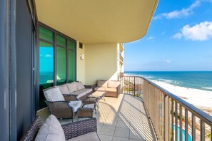 Property grounds - Phoenix West 507 by Liquid Life (Orange Beach)