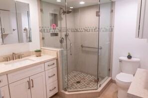 Shower, towels