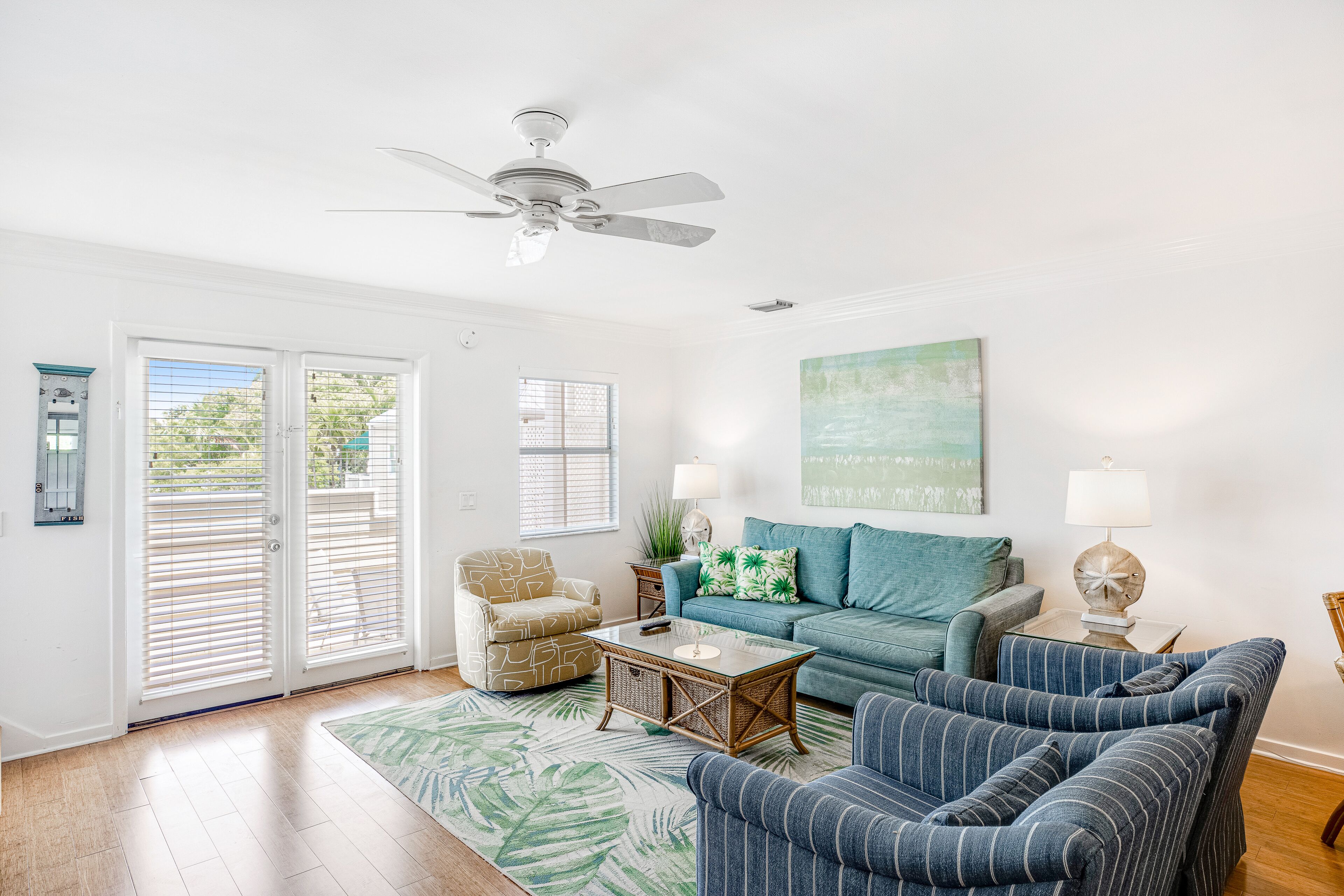 Colorful condo with deck & balcony - near downtown & beaches
