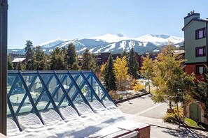 Property grounds - River Mountain Lodge Iowa Hill Condo: Updated, Ski-in, Downtown (Breckenridge)