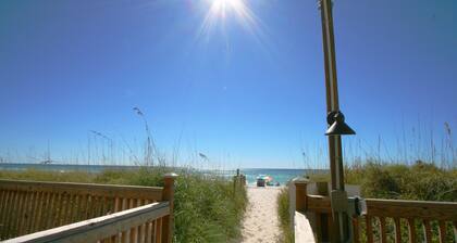 ☀️GulfFRONT-Pool-2nd Floor-Volleyball-1 BR Mariner West 205☀️