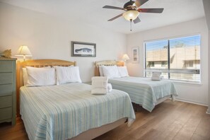 2 slaapkamers, een strijkplank/strijkijzer, gratis wifi, beddengoed