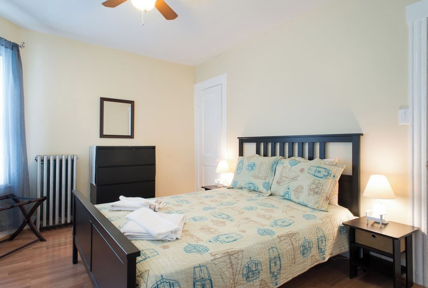 3 bedrooms, iron/ironing board, free WiFi, bed sheets