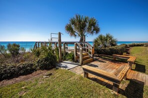 Property grounds - Villas at Santa Rosa #A102 - Location, location, location. (Santa Rosa Beach)