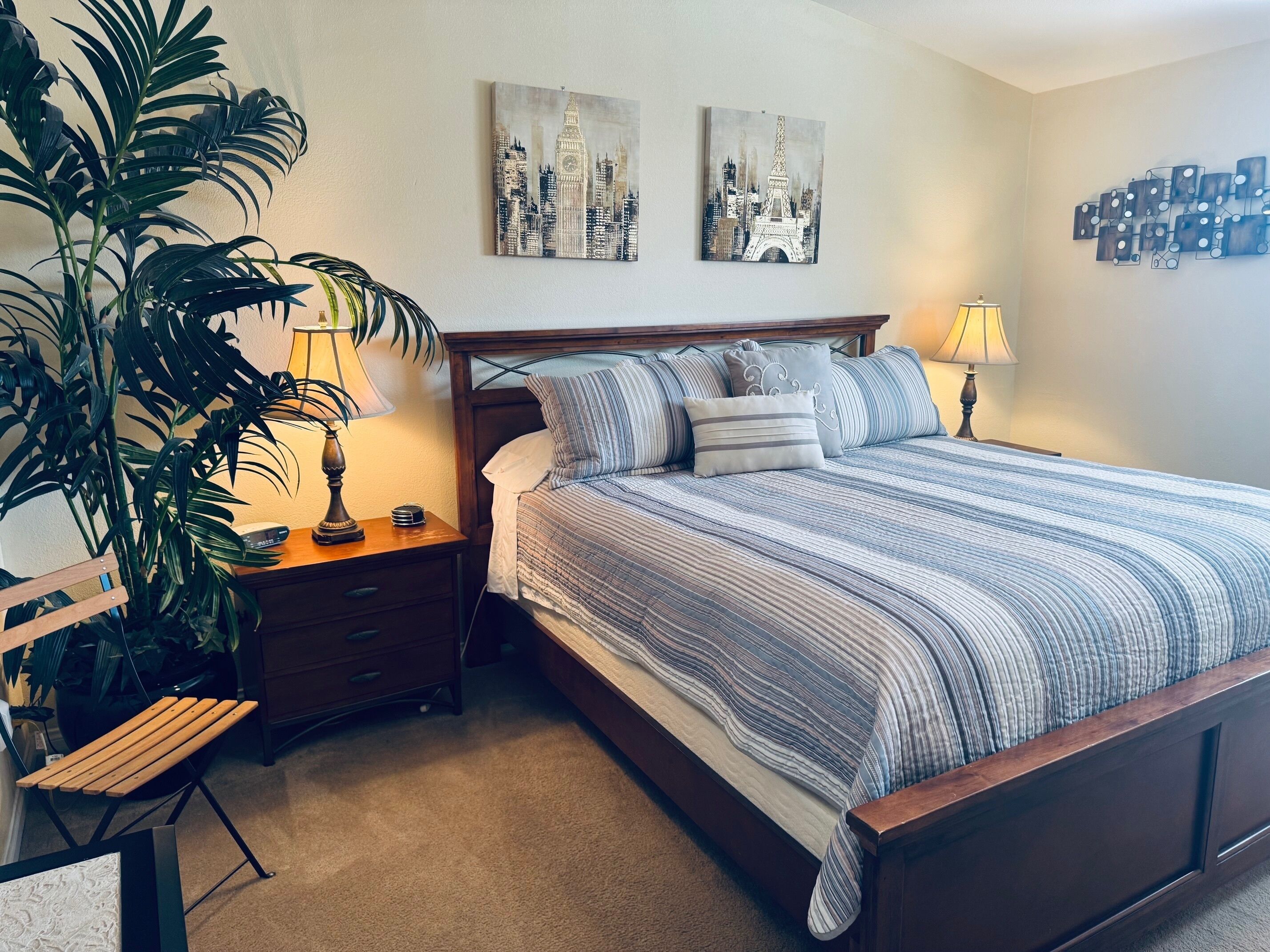 3 habitaciones, tabla de planchar con plancha y wifi gratis 