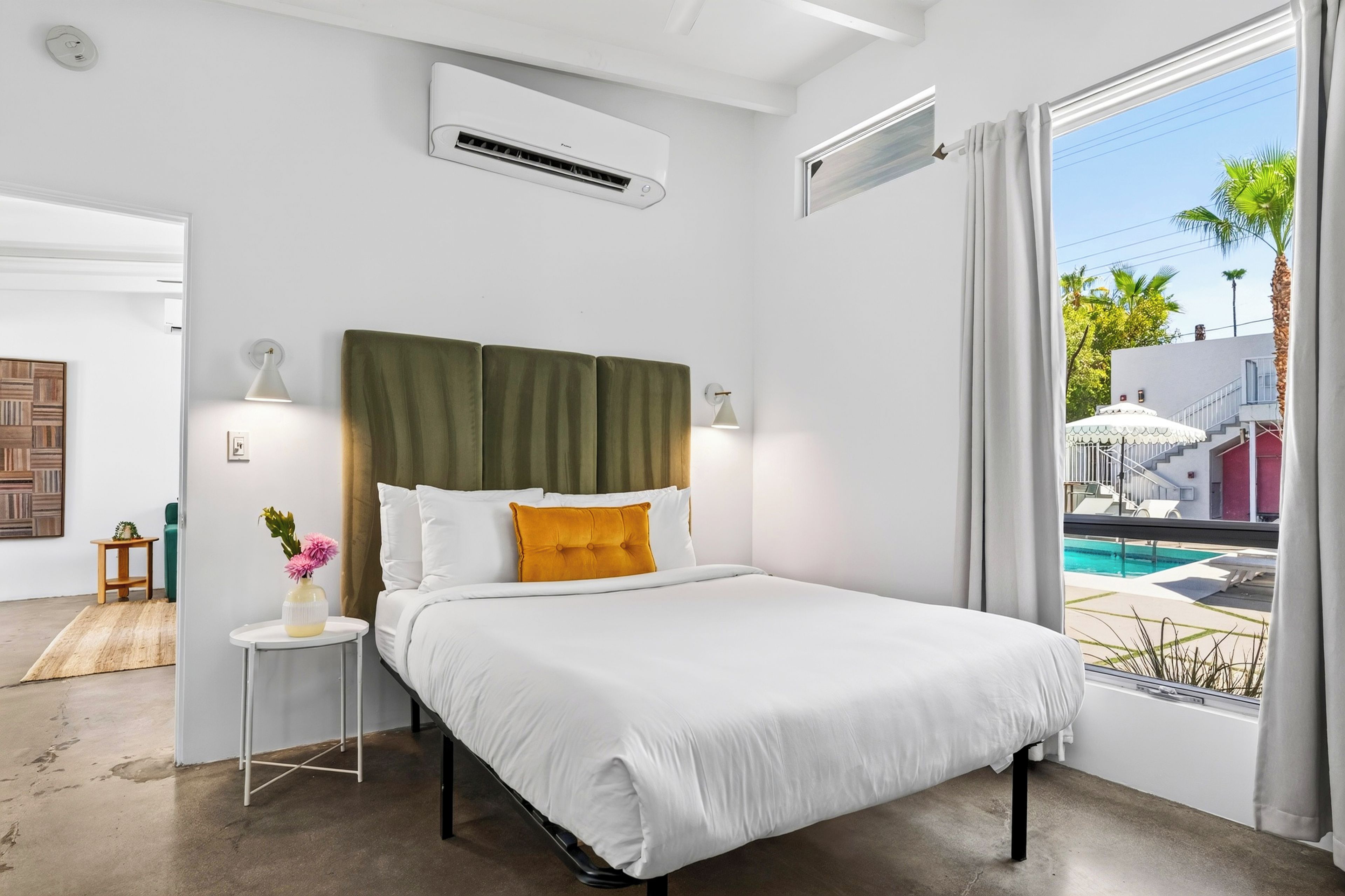 1 bedroom, iron/ironing board, WiFi (free), bed sheets