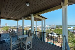 Property grounds - Tuxedo Flats by GSVR | Beachside w/ Dual Living Areas & Backyard w/ Pools + FREE Activities/Golf (Gulf Shores)