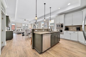 Fridge, microwave, oven, stovetop - Tuxedo Flats by GSVR | Beachside w/ Dual Living Areas & Backyard w/ Pools + FREE Activities/Golf (Gulf Shores)
