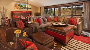 Smart-TV, Kamin, Videospiele, Arbeitsbereiche