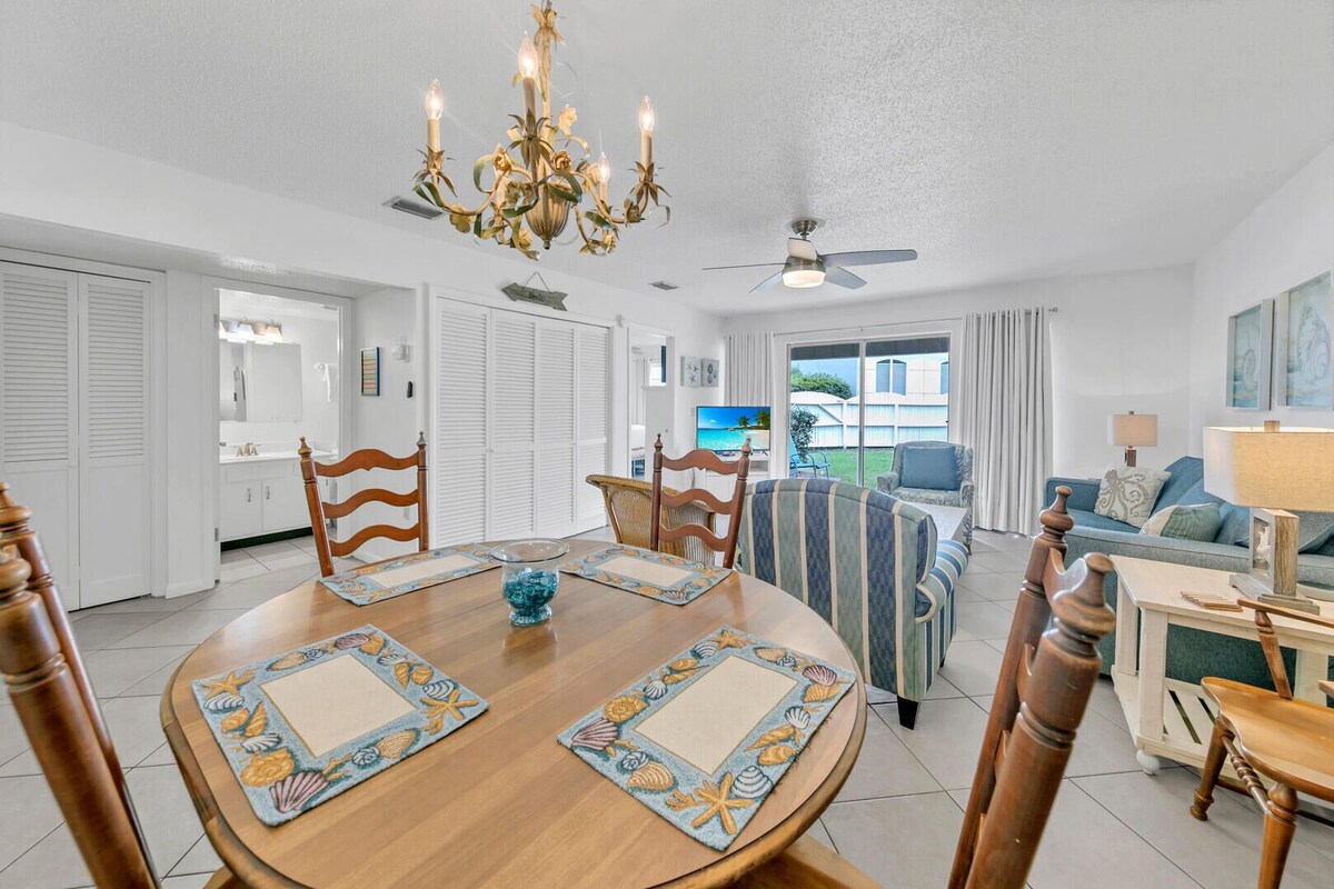 Photo 18 of Beach Service Included! Private Beach Access! Pet Friendly! Chateau La Mer 8A!
