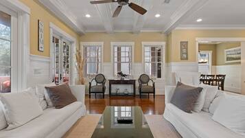 TV, fireplace, DVD player