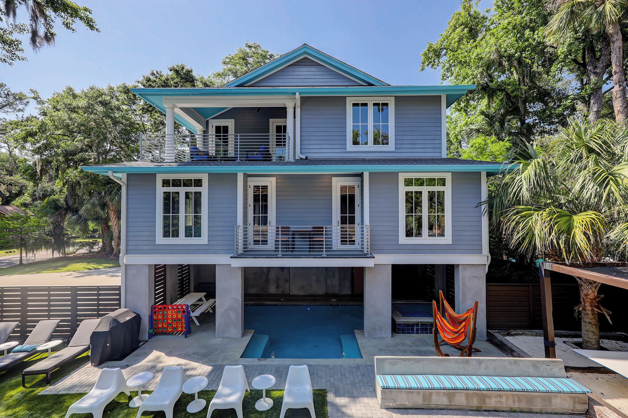 5 Heron- Great Family Retreat. 363 Yard walk to the Beach!