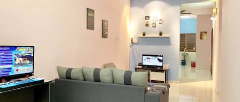 TV LED 32-inch có truyền hình vệ tinh, TV