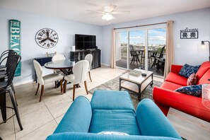 Smart TV - Gulf Dunes 106 Gulf Front condo (Okaloosa Island)