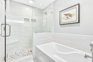 Combined shower/bathtub, hair dryer, towels, soap - 37 Shell Ring:  BESTNEST by Beverly Serral (Hilton Head Island)