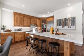 Fridge, microwave, oven, stovetop - Abode at Sterling Lodge, ski-in/ski-out, hot tub, Silver Lake Village (Park City)