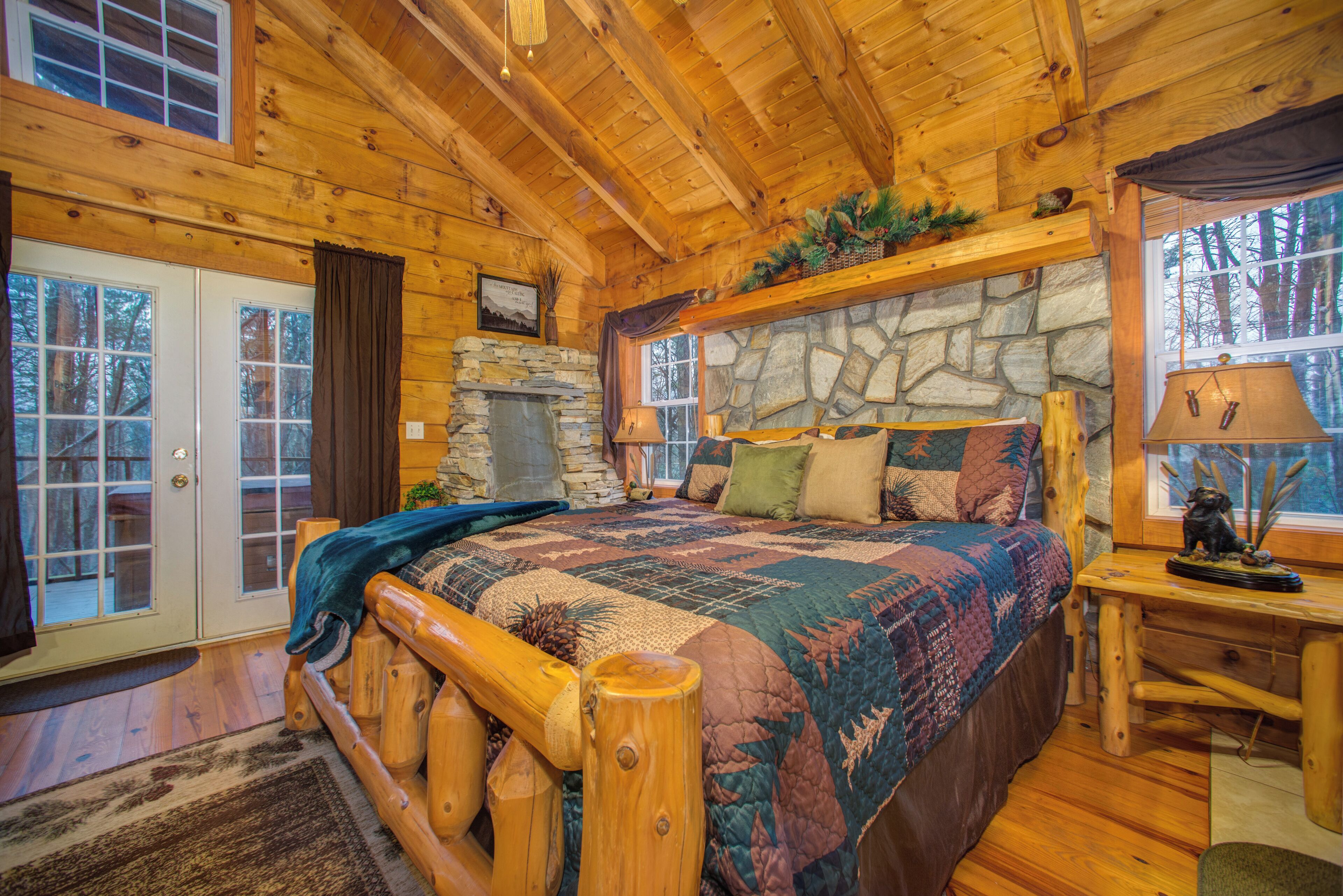 1 chambre, fer et planche à repasser, accès Internet, draps fournis