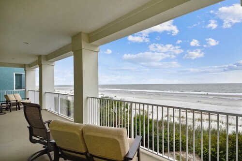29 Singleton Beach, Oceanfront, Pool, Pool Table, Free Golf