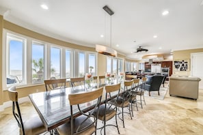 Dining - 29 Singleton Beach, Oceanfront, Pool, Pool Table, Free Golf (Hilton Head Island)