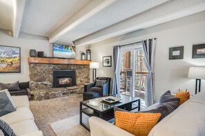 TV, fireplace, DVD player, books - Cute Peak 9 Condo: Your Walkable Breckenridge Retreat (Breckenridge)