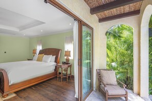 6 bedrooms, iron/ironing board, Internet, bed sheets