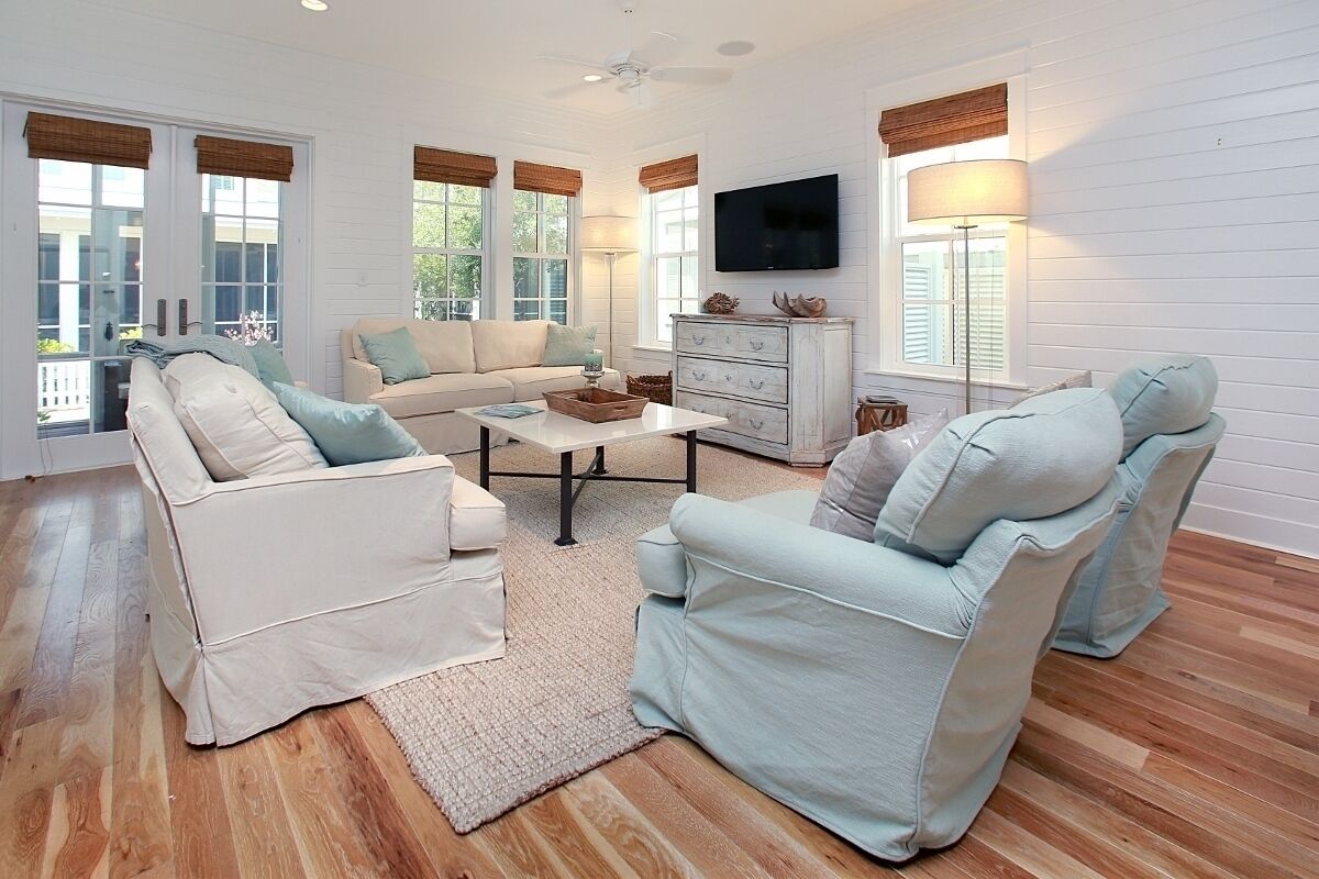 Community Pool And Gas Grill- Southern Charm By Royal Destinations
