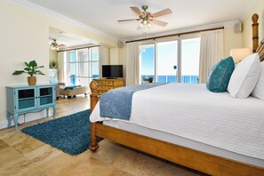 4 sovrum, strykjärn/strykbräda, gratis wi-fi och sängkläder