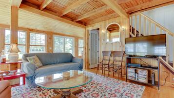 Télévision, lecteur de DVD, livres, vidéothÚque