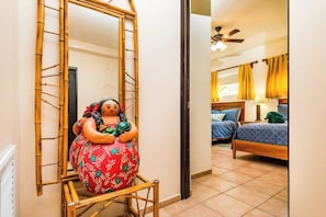2 bedrooms, iron/ironing board, travel cot, free WiFi