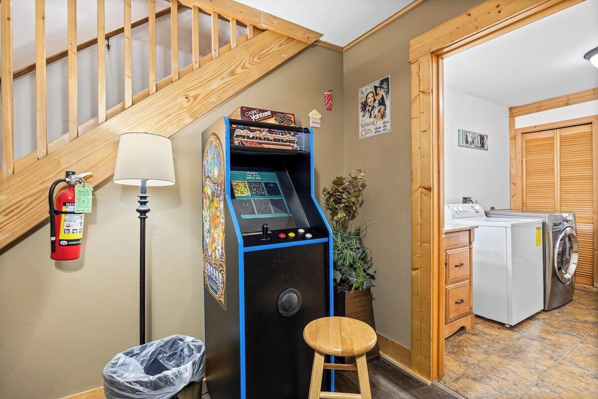 Photo 81 of Cabin Close To Downtown Gatlinburg,National park!