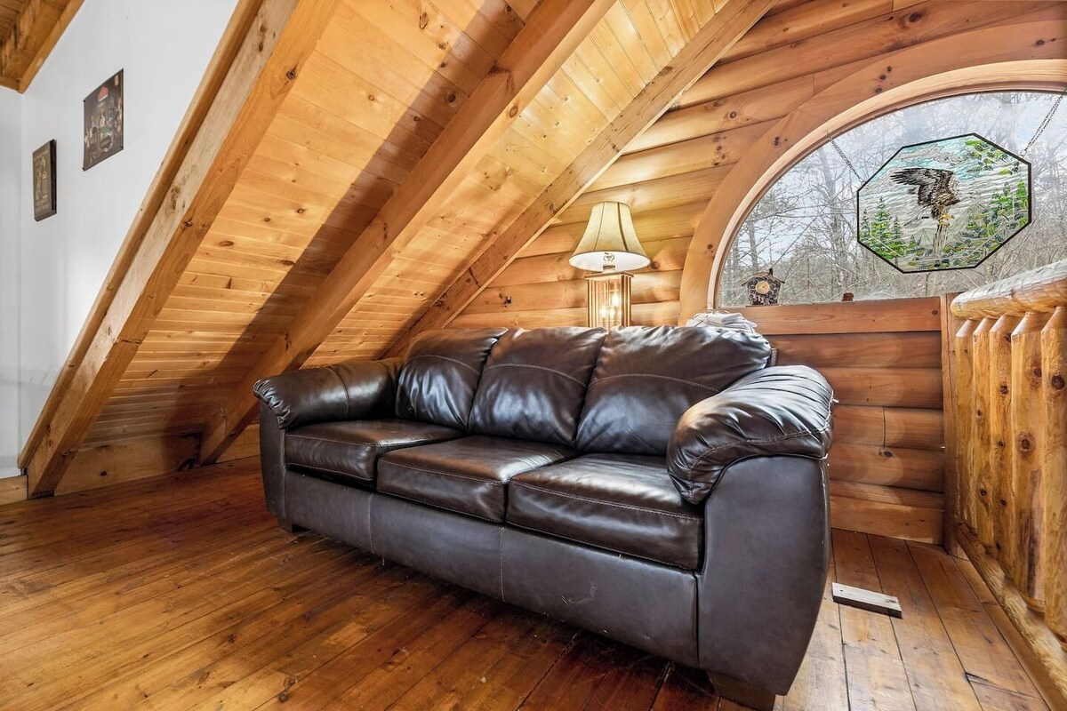 Photo 66 of Cabin Close To Downtown Gatlinburg,National park!