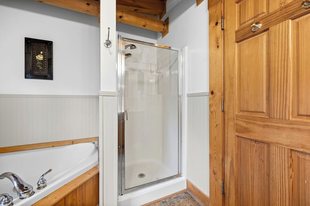 Photo 74 of Cabin Close To Downtown Gatlinburg,National park!