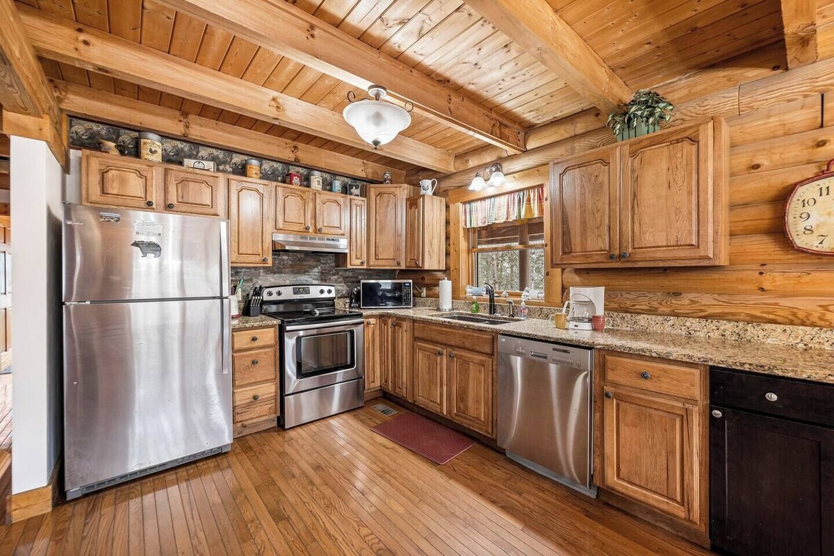 Photo 58 of Cabin Close To Downtown Gatlinburg,National park!