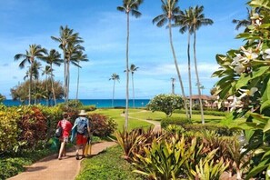 Property grounds - Regency 512 Poipu Style By Suite Paradise (Koloa)