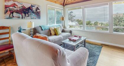 Elegantes Haus mit herrlichem Meerblick und DĂ€mpfen privaten Whirlpool. Hunde okay!