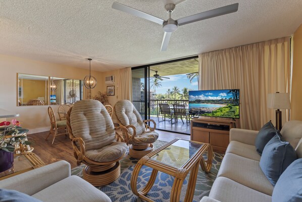 Smart TV - Maui Sunset Vacation Rentals A420 (Kihei)