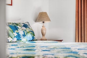 2 bedrooms, iron/ironing board, WiFi (free), bed sheets