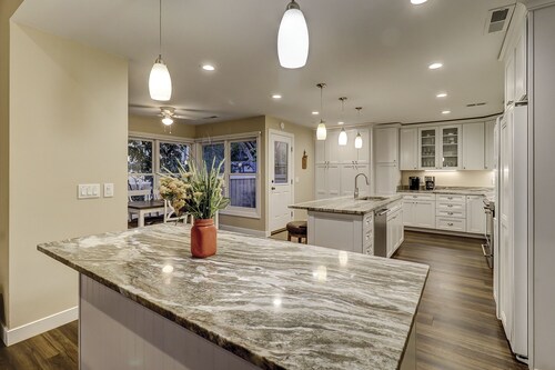 3rd Row Ocean - Beautiful Five Bedroom Palmetto Dunes Home w/ a Private Pool!