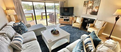 Smart TV, DVD player, stereo